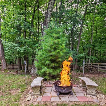 Beech Mountain Home With Covered Deck, Near Skiing! エクステリア 写真