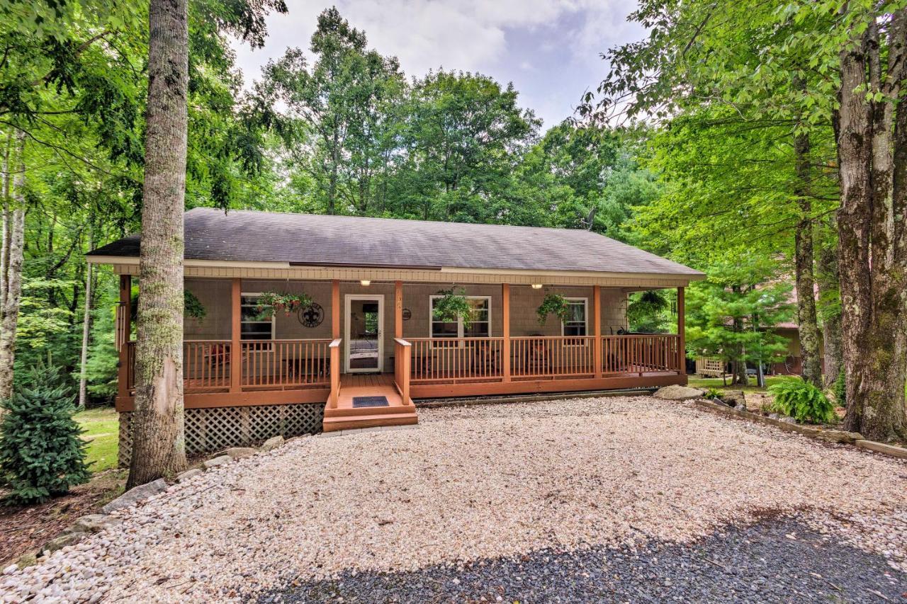 Beech Mountain Home With Covered Deck, Near Skiing! エクステリア 写真
