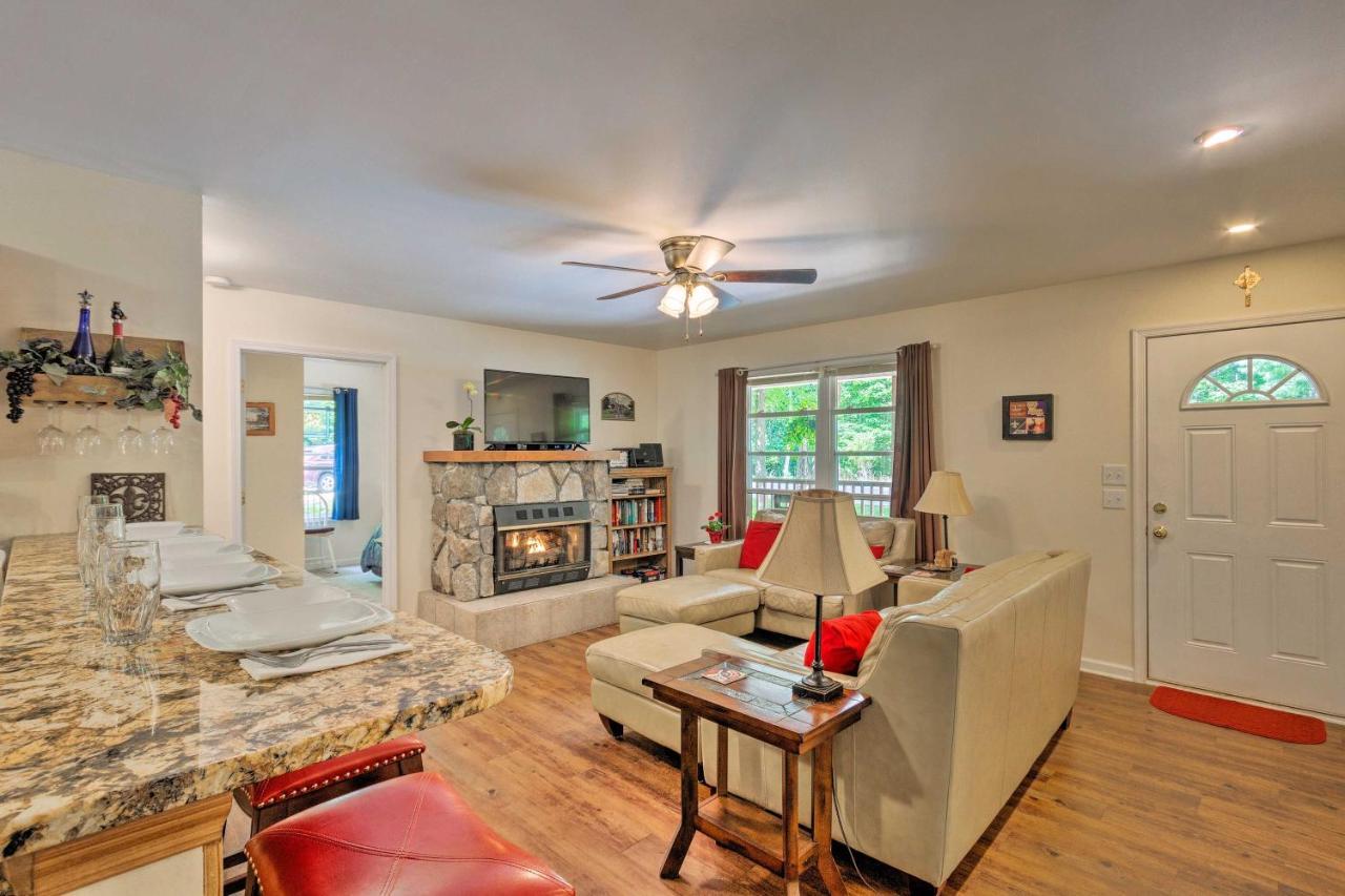 Beech Mountain Home With Covered Deck, Near Skiing! エクステリア 写真